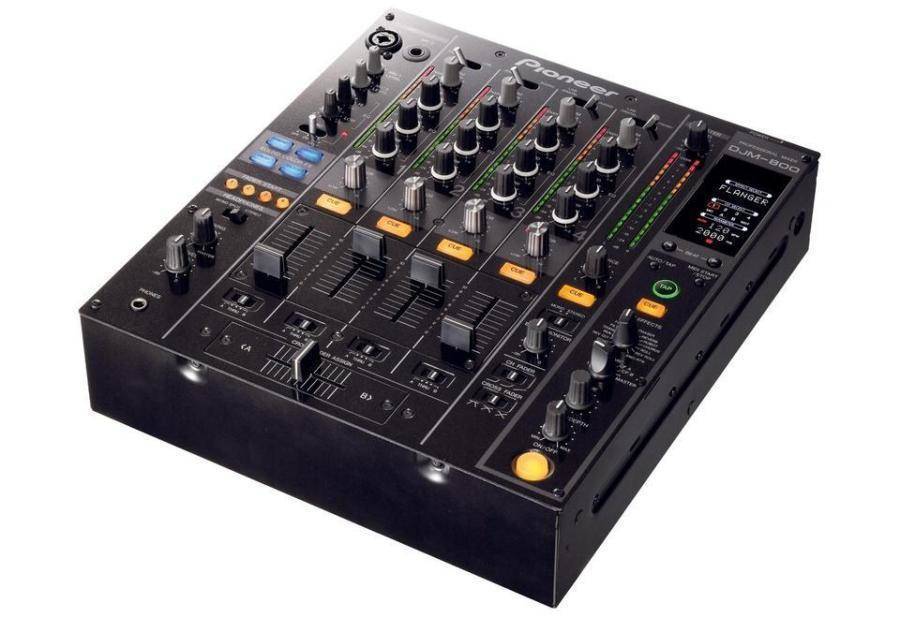 Pioneer DJ DJM-800 Table de mixage professionnelle 4 voies + Étui – Excellent état
